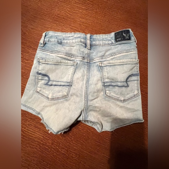 Shorts - Picture 3 of 3